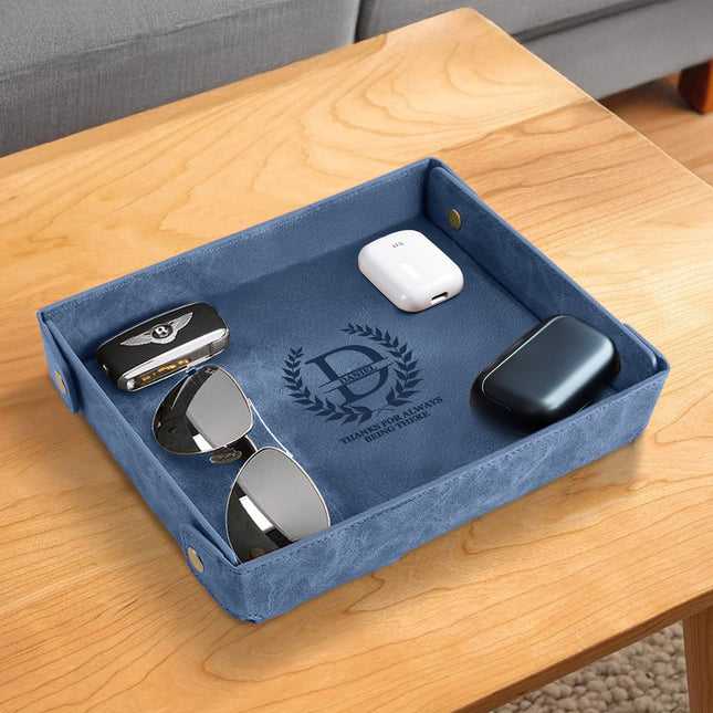 Custom engraved blue leather valet tray for men. A stylish and practical personalized gift for Father’s Day, groomsmen, anniversaries, or everyday desk and dresser use.